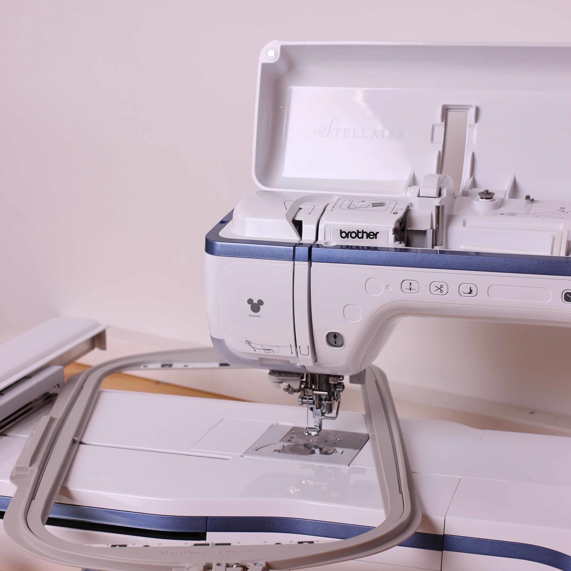 MACCHINA DA RICAMO BROTHER STELLAIRE XE1