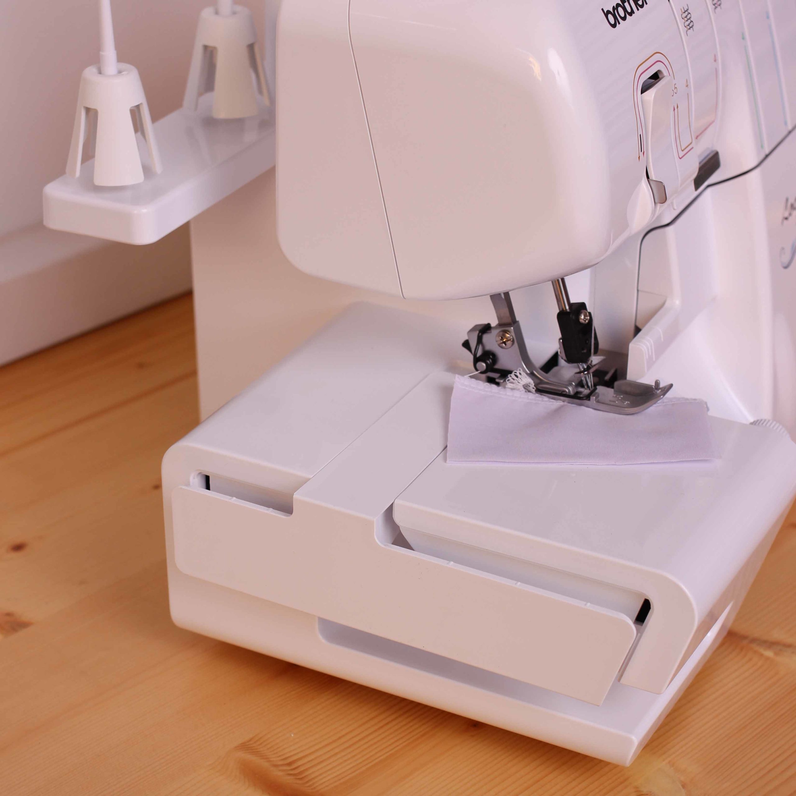 Tagliacuci - BROTHER 2104D - immagine 4