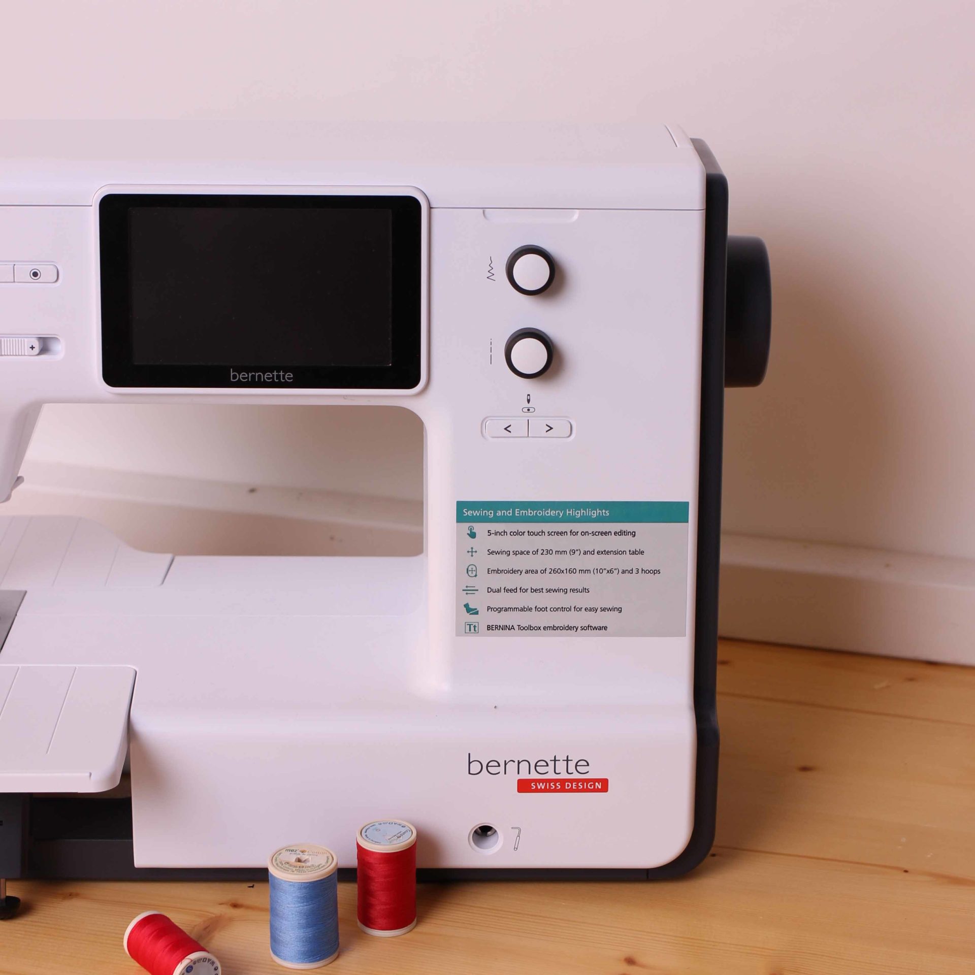 Macchina per cucire e ricamare BERNETTE B79 - immagine 2
